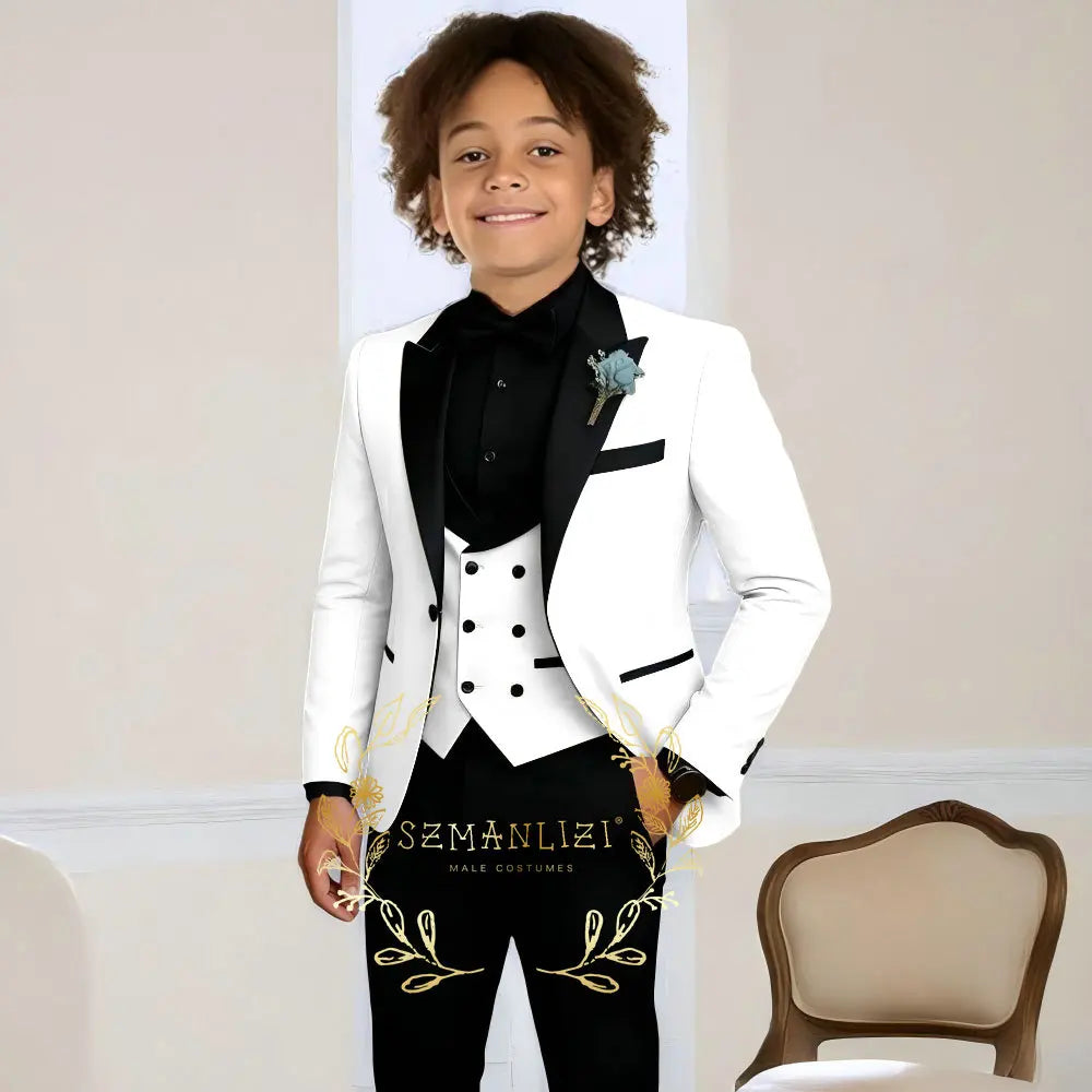 Classic charm set - Elegant Blazer & Tailored Shorts outfit